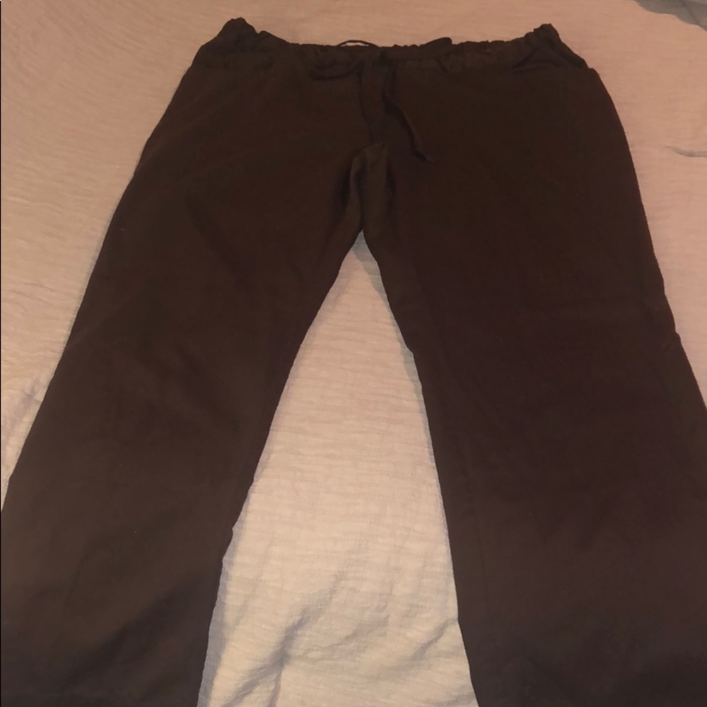 Greys Anatomy scrub pants.